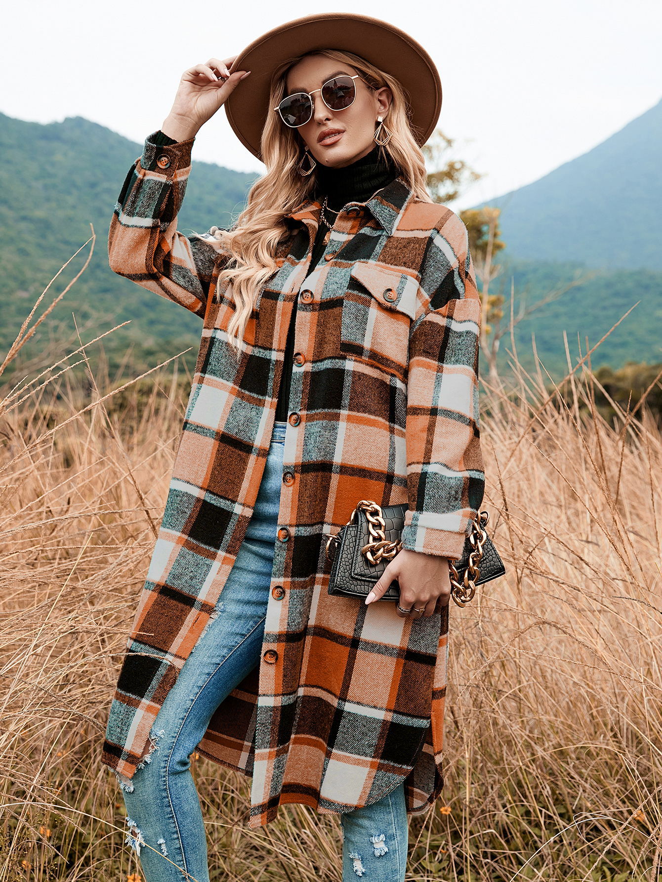 2022 autumn and winter European and American temperament windbreaker coat side slit lapel loose woolen plaid shirt coat in stock_voghion.com