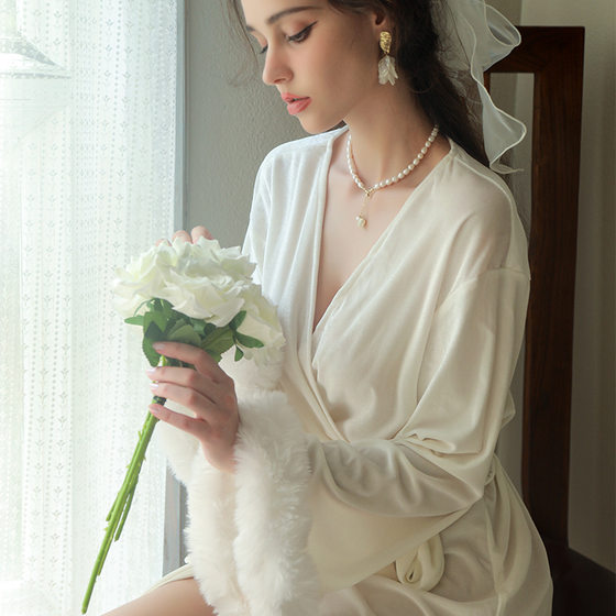bride morning gown women's long feather nightgown wedding ceremony makeup bridesmaid group kimono South Korea gold velvet