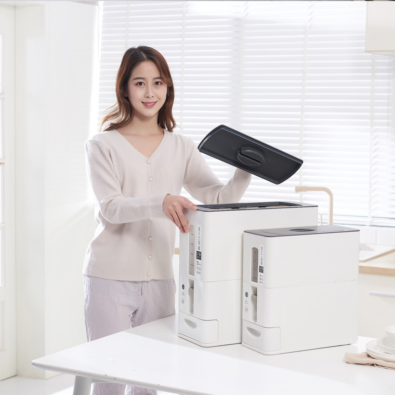 Kitchen Household Storage Japanese Automatic Meterable Rice Bucket Silicone Sealed Rice Box Rice Storage Tank