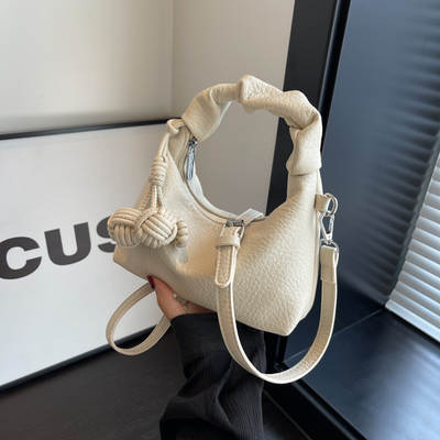 This year's popular underarm bag for women 2023 new autumn and winter fashion handbag all-match shoulder dumpling bag messenger bag