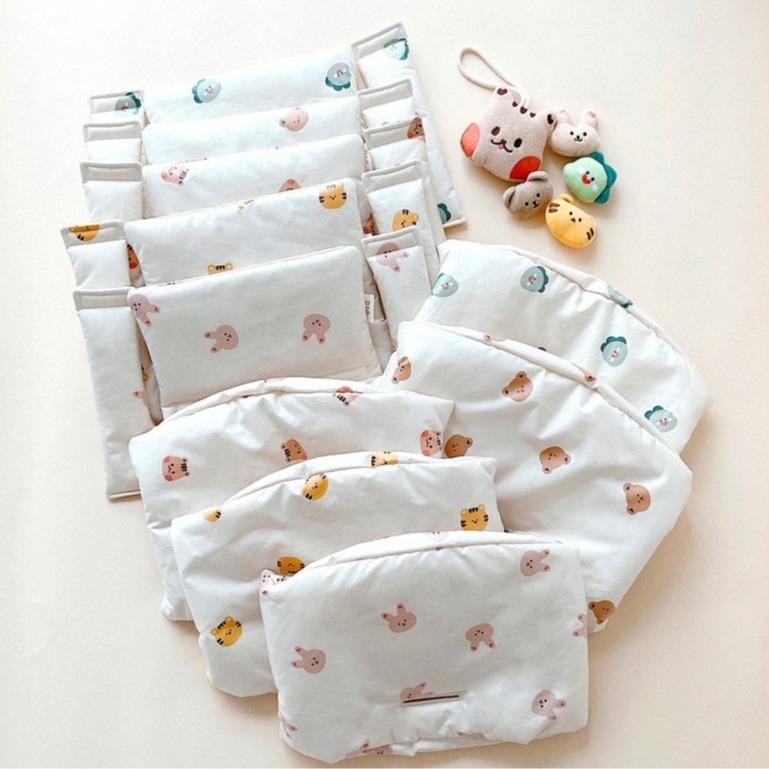 Children's Portable Out Cartoon Cushion Baby Dining Chair Cushion Growing Chair Baby Dining Chair Cushion Anti-Dirty Cushion