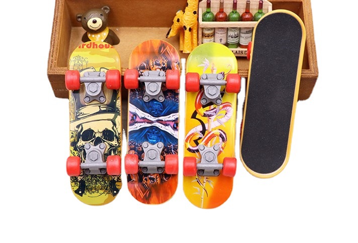 14cm large thickened fingertip skateboard toys kindergarten children's gift creative novelty toys export foreign trade