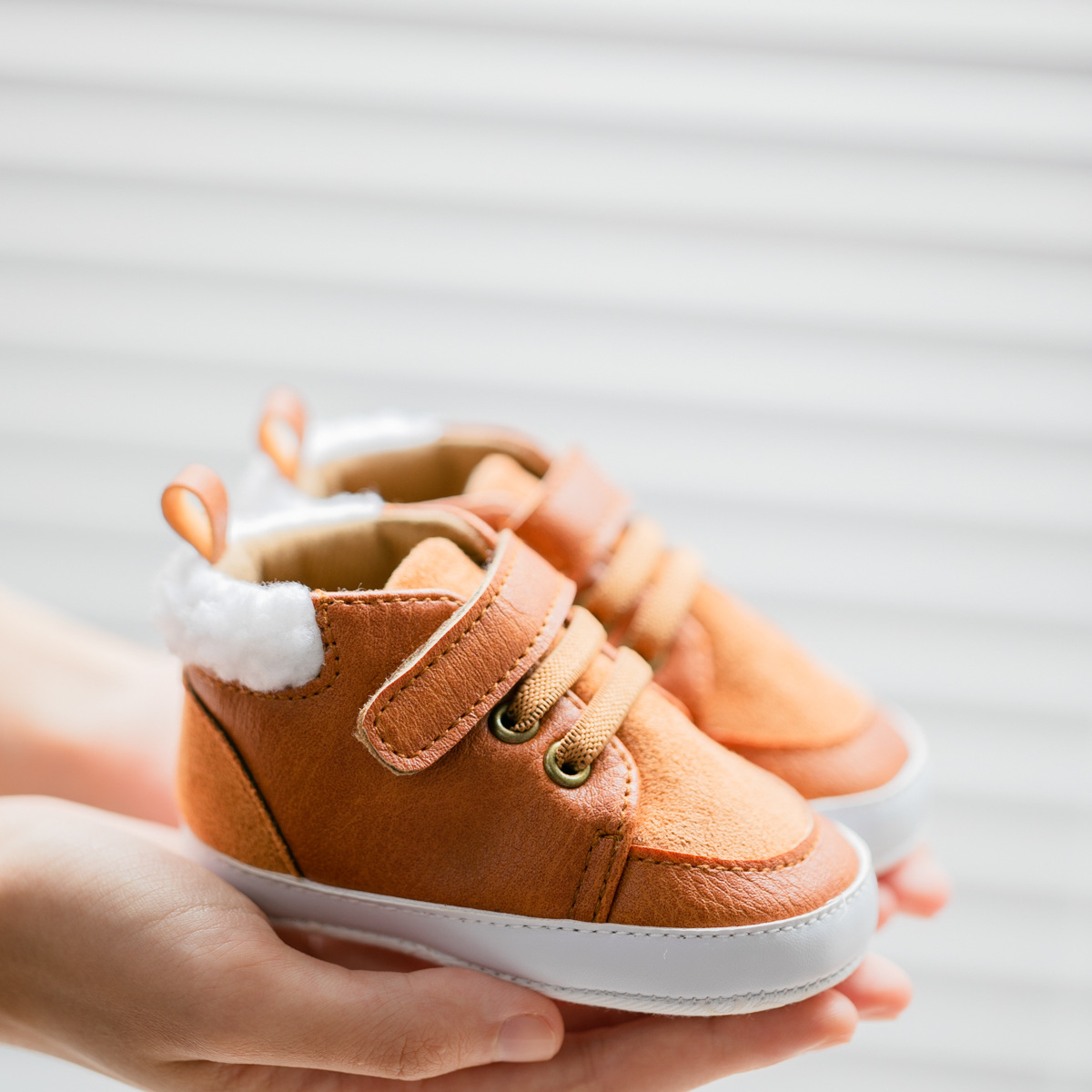 秋冬新款婴儿鞋0-12个月学步鞋休闲鞋软底魔术贴宝宝鞋baby shoes