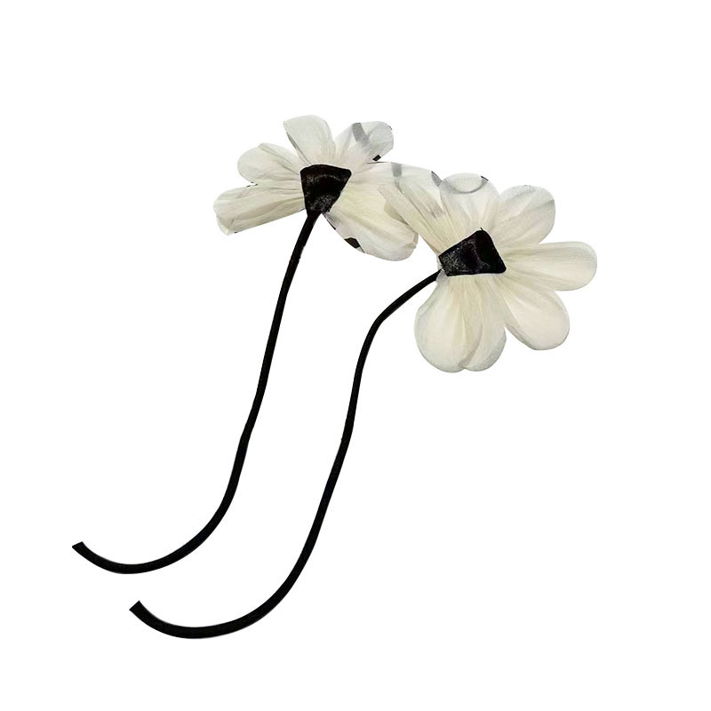 2023新作の立体網の花のデザイン感が不規則で、蓮の葉の胸の花の服の布は靴の帽子を貼って組み合わせます。|undefined