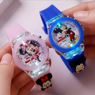 Doll cartoon children's watch silicone luminous luminous primary school watch boys and girls quartz watch wholesale new