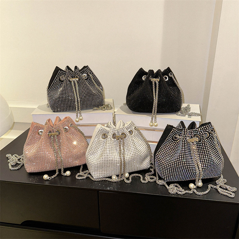 Diamond drawstring bucket bag for women 2023 new style bright diamond rhinestone full diamond bag high-end chain crossbody bag