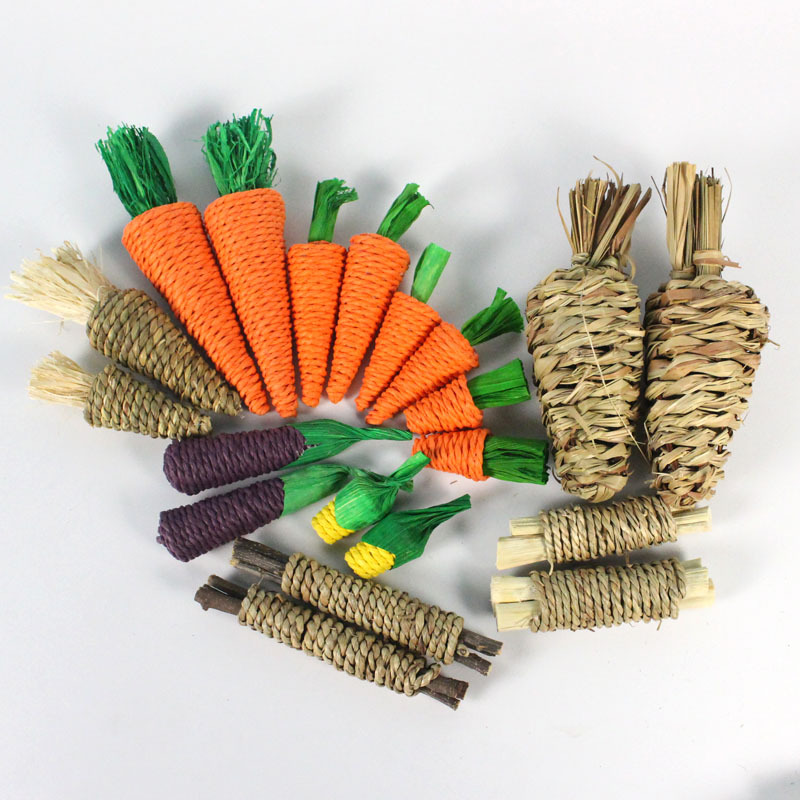 Water Grass and Grass Toy Handmade Toy to relieve boredom Guinea Pig Totoro Ear-hanging Rabbit Carrot Rabbit Bite Molar Toy