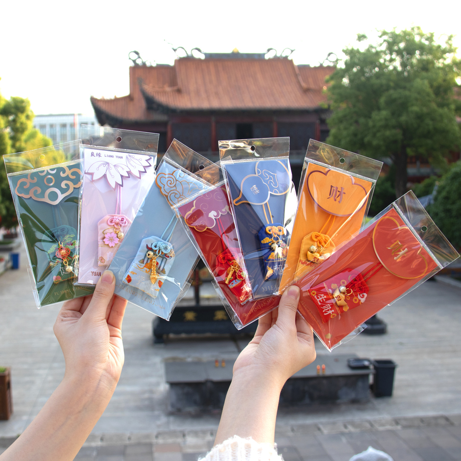 Putuo Mountain blessing sachet safety lucky bag amulet car pendant Scenic Area wish multi-gold blessing healthy sachet