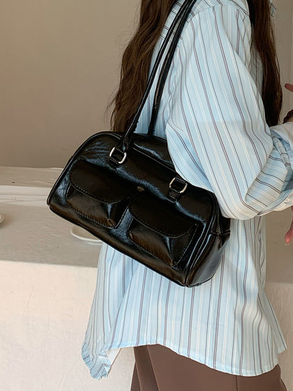 Niche underarm bag female 2024 Korean style ins spring and summer New Fashion Tote Bag versatile large capacity commuter bag