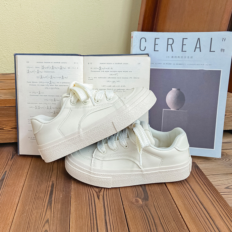 Love Dream design sense board shoes for women 2023 new summer popular women's shoes ins trendy niche white shoes TP272