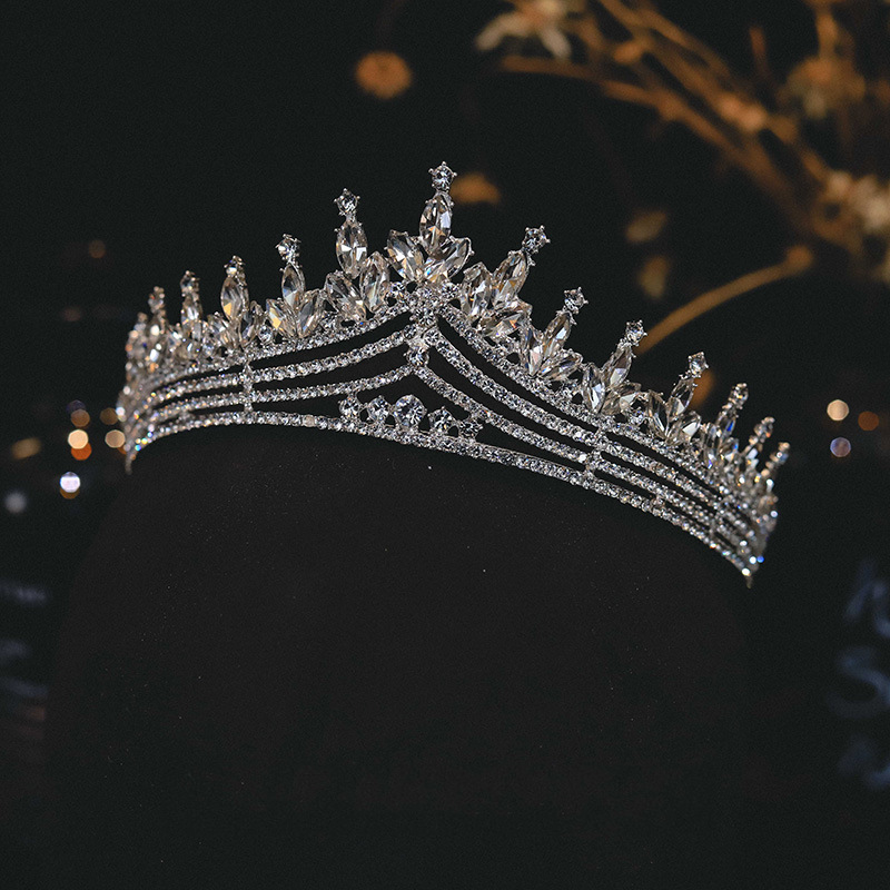 New exquisite rhinestone semicircle Crown bridal wedding headdress photo photography makeup dress wedding dress modeling accessories