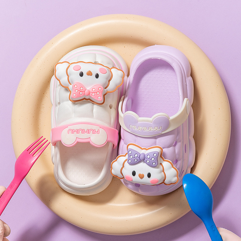 Children's hole shoes 2023 Summer new girls wear non-slip Western style slippers soft bottom boys cartoon beach shoes