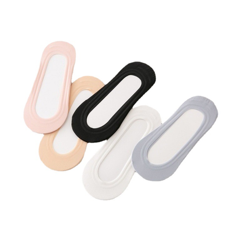 New shallow ice silk boat Socks women's one-piece seamless invisible boat Socks women's non-slip cotton bottom shallow socks a generation of hair