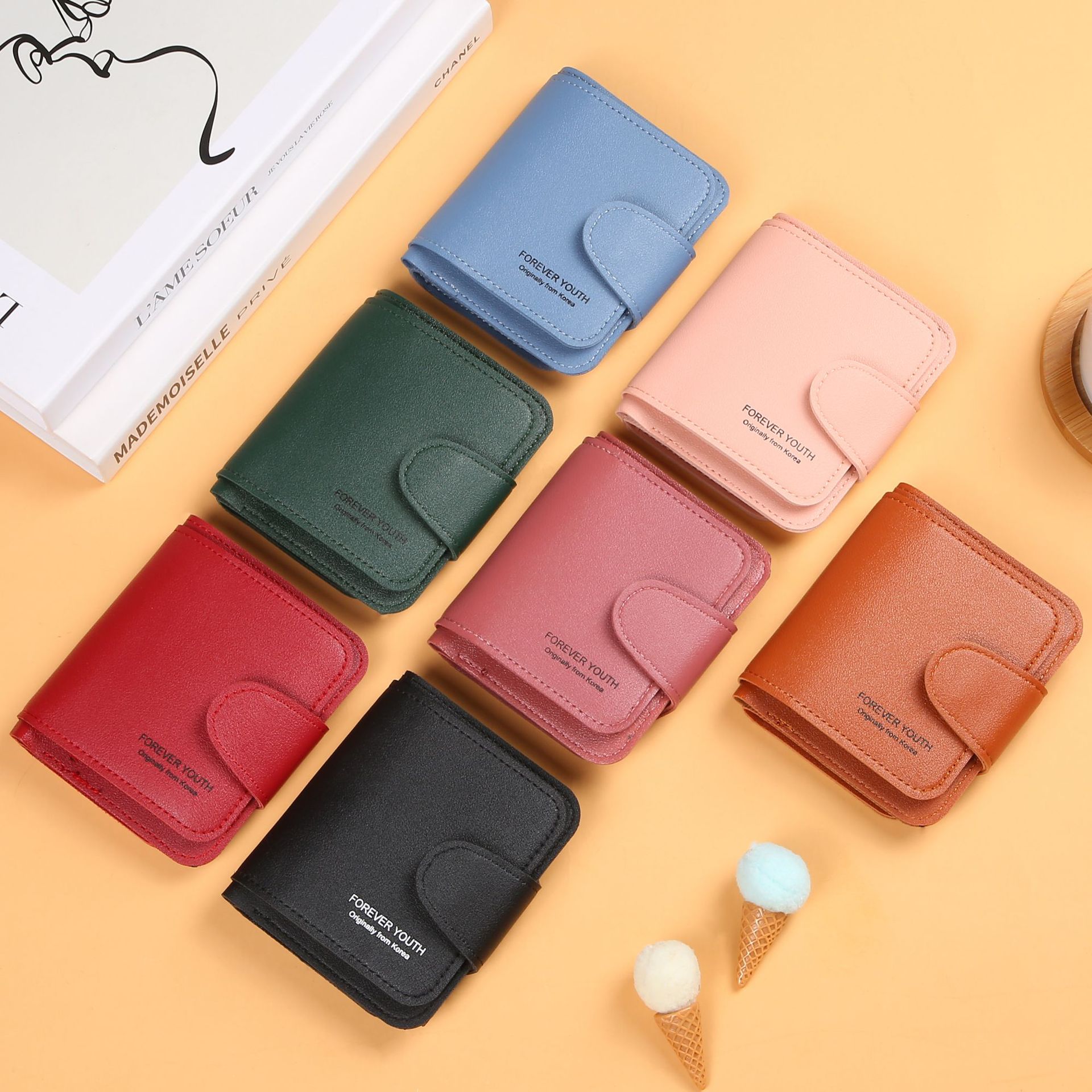 2023 new retro simple women's short wallet foreign trade women's short wallet multi-functional women's three-layer bag