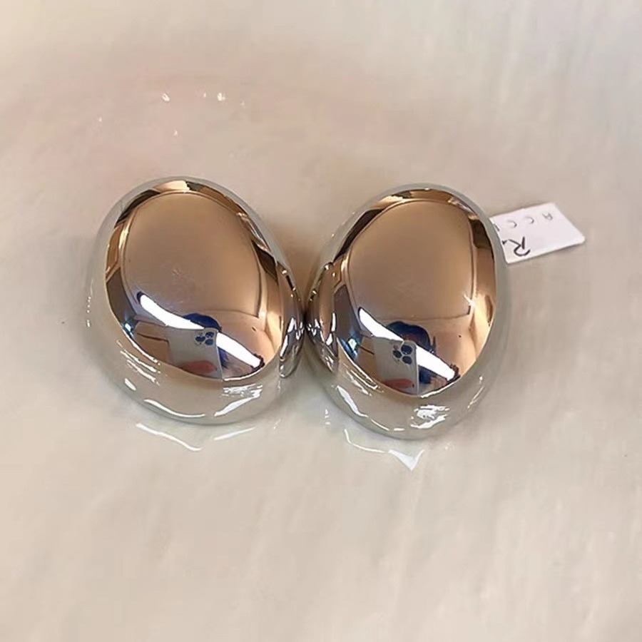 Distinctive Exaggerated Metal Glazed Round Earrings 2023 New Women's Light Luxury Atmospheric Advanced Ear Studs Earrings