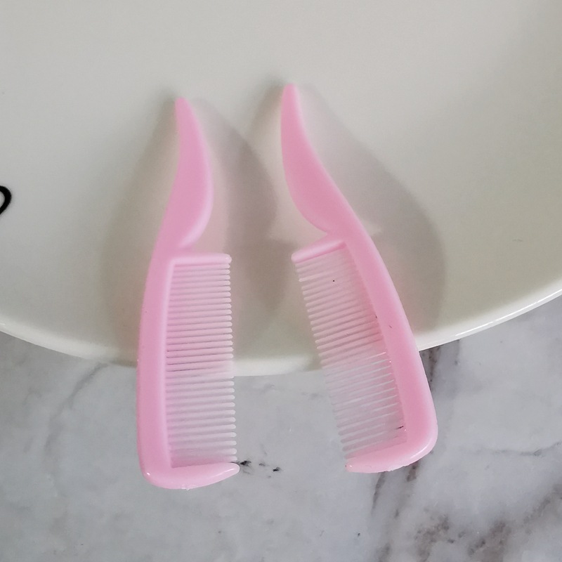 Small Eyebrow Eyelash Comb Mini Eyebrow Comb Small Comb 7.3cm Fishtail Eyelash Brush Eyelash Comb Eyebrow Comb