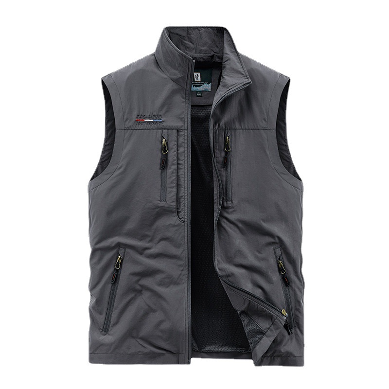 Outdoor photography vest men's autumn and winter new multi-pocket youth loose plus size vest tooling casual jacket