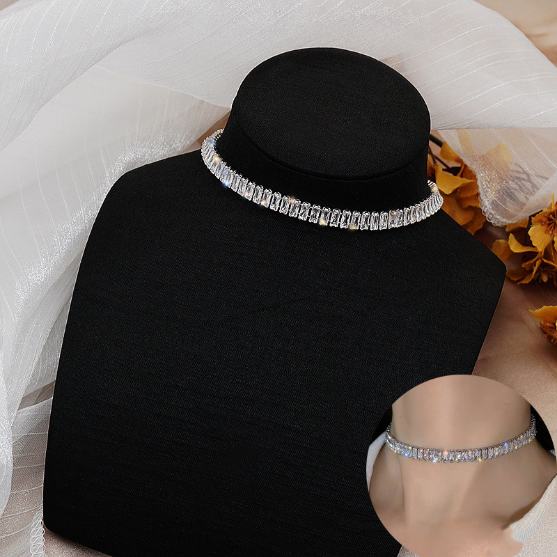 New European and American luxury zircon personalized chain necklace clavicle chain fashion simple exaggerated choker necklace for women