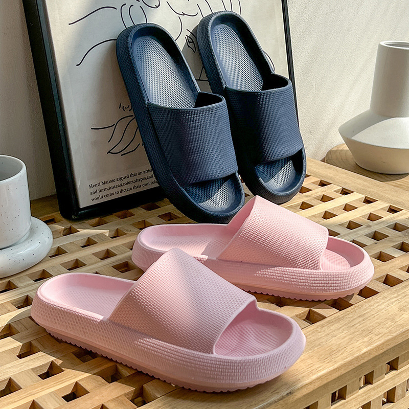 Thick bottom home slippers wholesale solid color summer trendy couples step on excrement feeling sandals for men and women outdoor bath slippers
