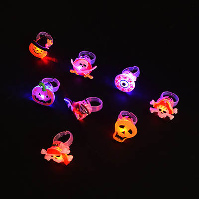 Factory direct Halloween ring luminous finger light led flash pumpkin luminous bracelet children's toys gifts