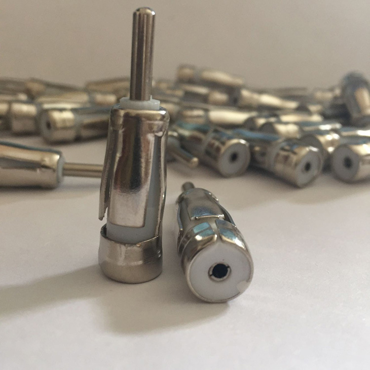 Applicable to Car Audio ISO to DIN Antenna FM adapter plug car radio antenna conversion modification