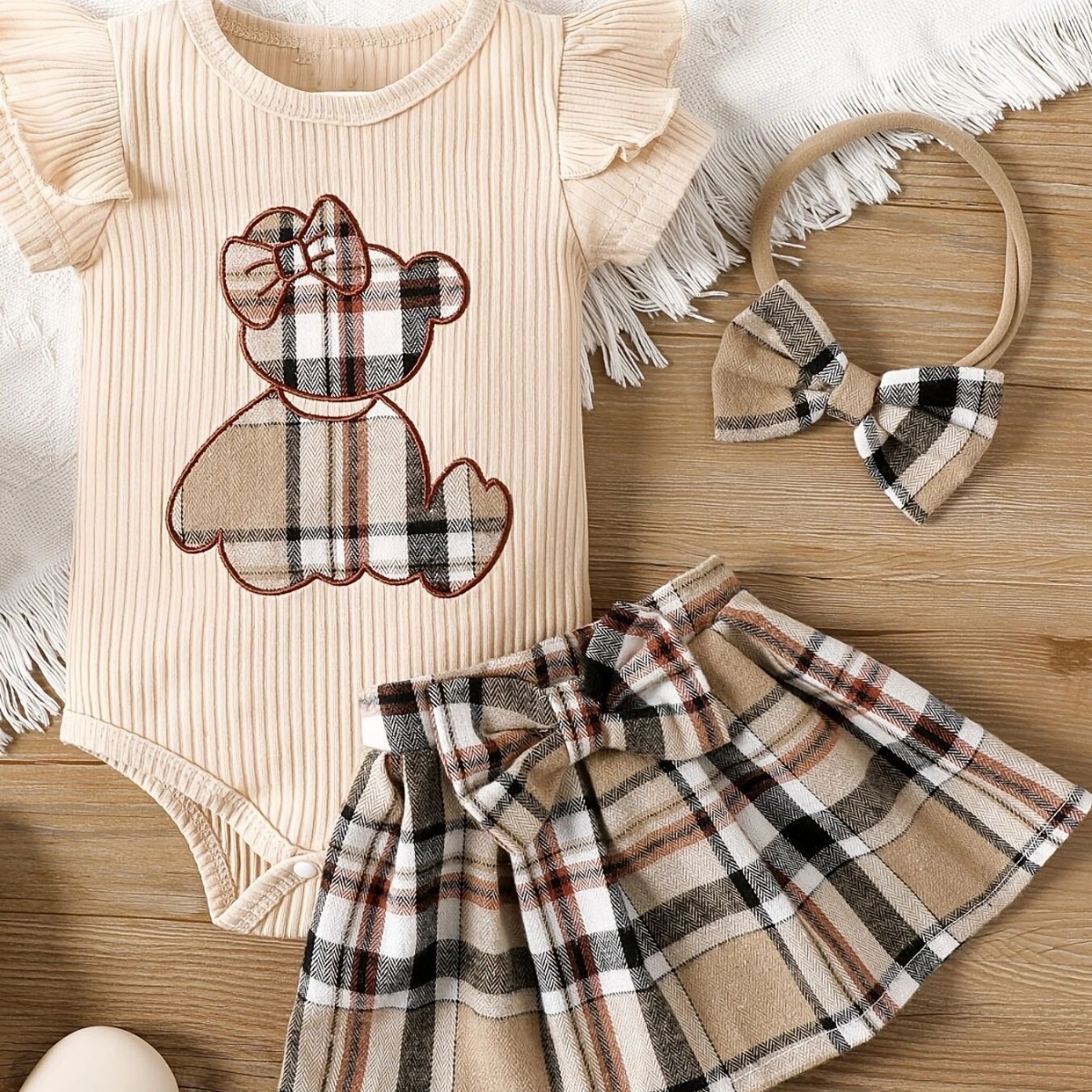 Cross-border INS newborn baby girl Summer bear patch embroidered fart triangle romper Plaid butterfly