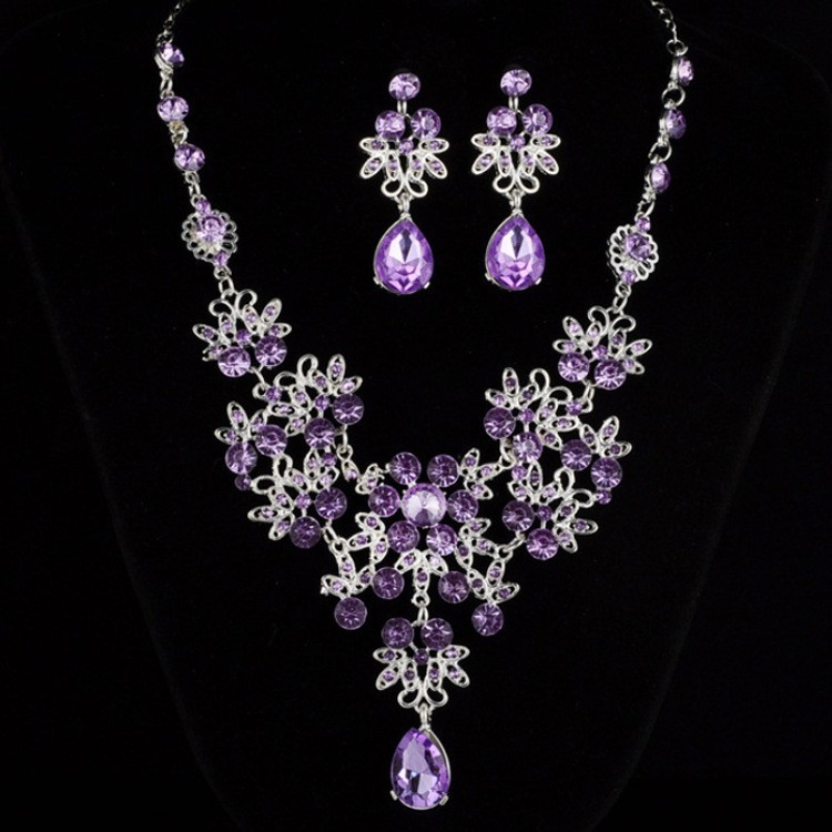 奇福の新商品の花嫁のアクセサリーの蝶の大きい水滴のネックレスのイヤリングのセットの結婚式のアクセサリーの結婚の糸のアクセサリー|undefined
