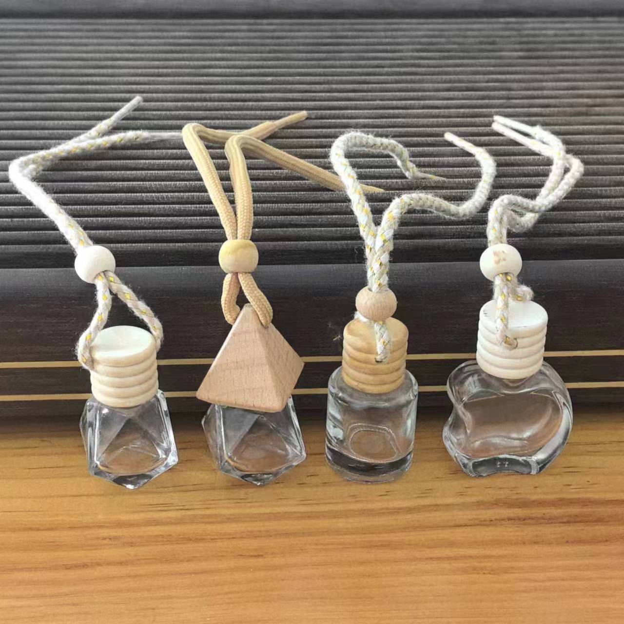 10ml car pendant perfume bottle with rope wooden lid aromatherapy glass empty bottle transparent car aromatherapy pendant bottle