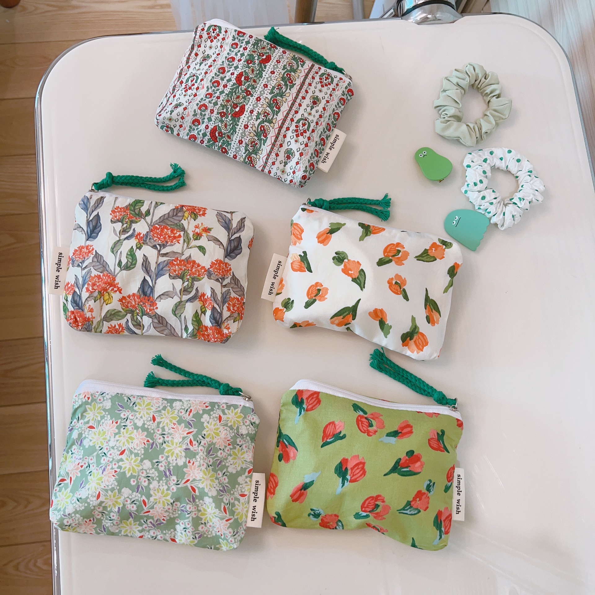 [Su Sibu Bag] Retro Artistic Printing Mini Coin Purse Card Bag Headset Lipstick Sanitary Cotton Storage Pouch