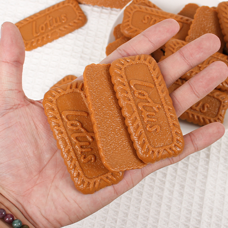 Simulation Belgian Caramel Cookies Simulation Snack Food Model Cake Decorations Ornaments DIY Hairpin Accessories