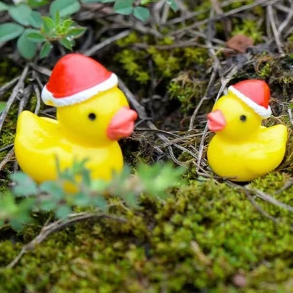 クリエイティブミニクリスマスアヒルかわいい家の装飾小さな装飾品マイクロ風景多肉植物苔植物アヒルの置物装飾|undefined