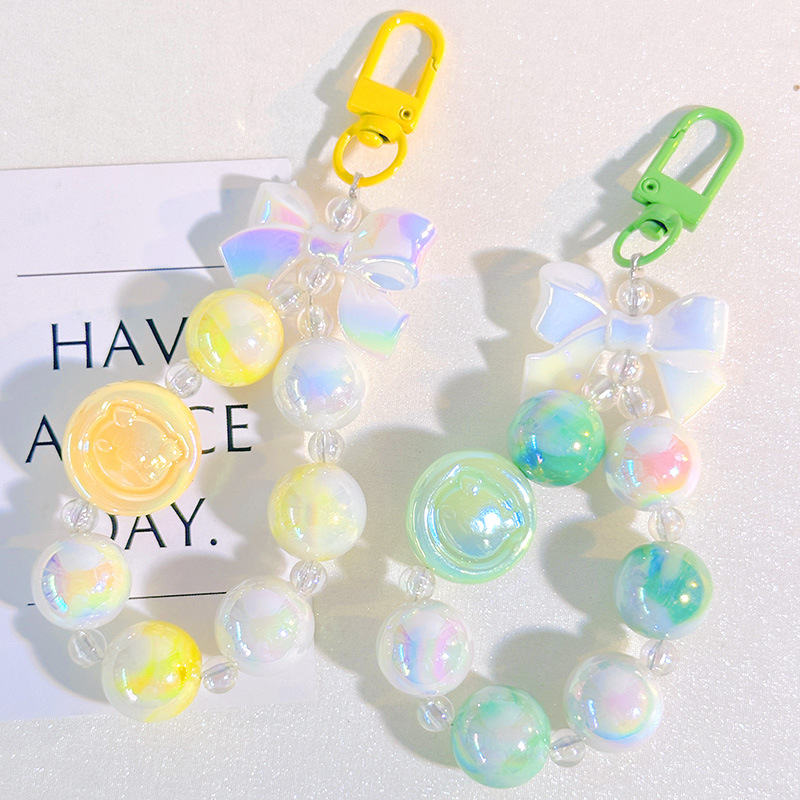Cute pig mobile phone short chain car keychain earphone bag anti-lost ornaments live broadcast same beaded chain