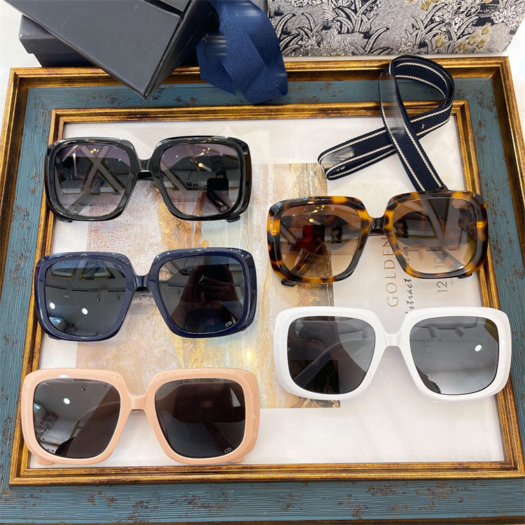 D fashion cat's eye sunglasses European and American style ins red book with plate CD sunglasses female bobby s2u