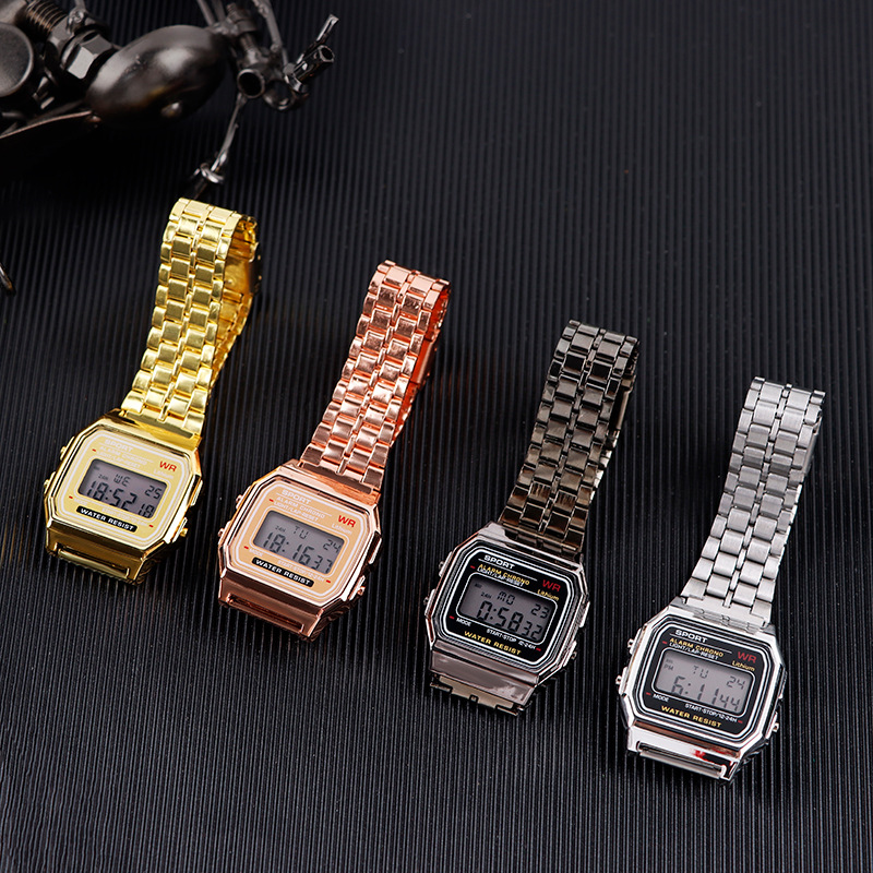 New Men's Business electronic watch student casual fashion sports multi-functional waterproof watch one-piece delivery