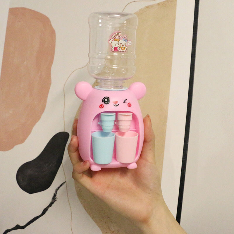 子供のミニ浄水器のおもちゃのダブル水はジュースを入れることができます。|undefined
