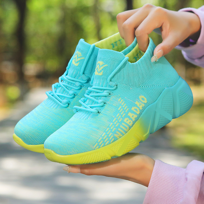 [Фитнес рекомендует Не уставать Foot Four Seasons Shoes] Niu Ba Dao Мужские и женские туфли с перемычкой Square Dance Shoes 22029