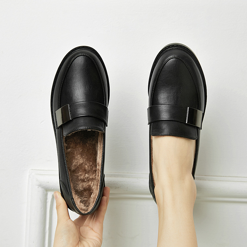 Small Leather Shoes Women's British Style 2022 Spring and Autumn New All-match Black Loafers Soft Bottom Thick Heel Fleece Work Shoes