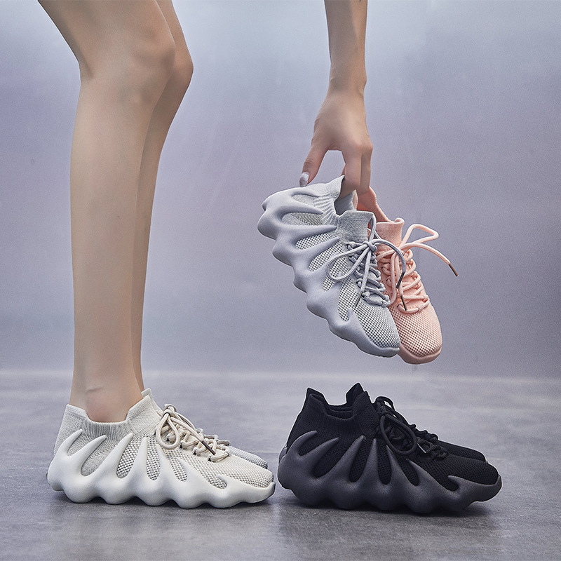 Couple's ins Breathable Socks Shoes Women's 2023 Spring New Korean Style Flying Weaving Running Men's Casual Shoes Internet Celebrity Street Shoes