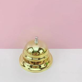 Spot class students pay attention to prompt bell training bell on the table bell game answer bell all gold ring bell