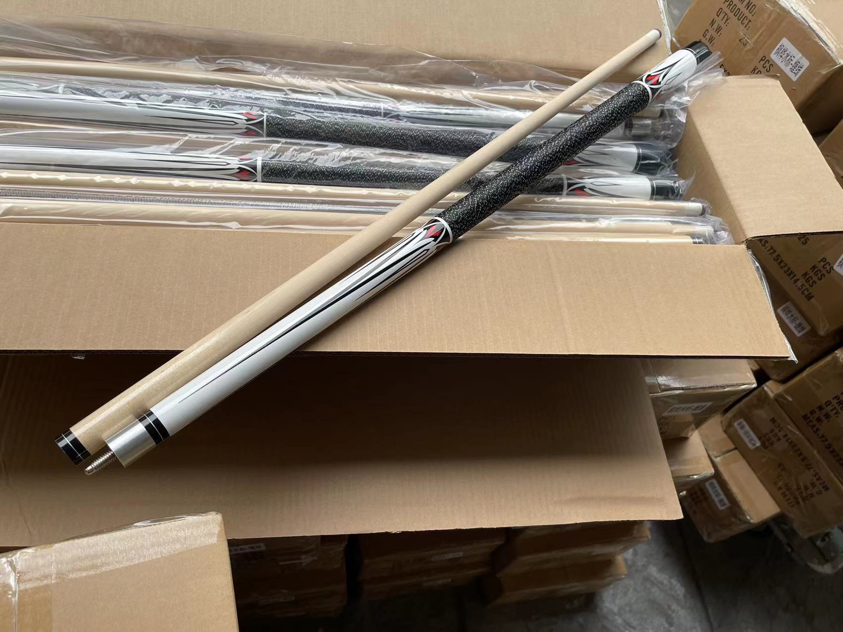 13MM White charm double Section 1/2 maple birch big head Rod nine ball Rod Chinese black eight billiard rod room male rod