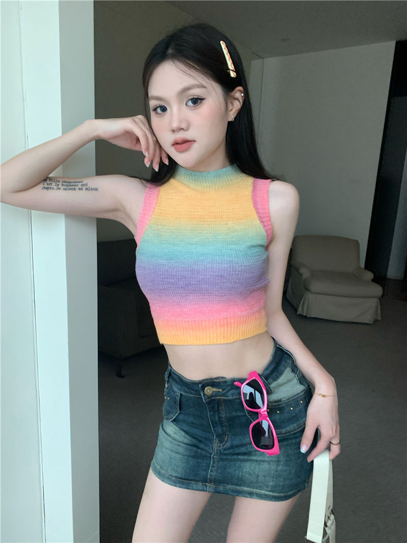 Dopamine girl wear suspenders summer new hot girl vest female gradient Korean style short outer sleeveless top