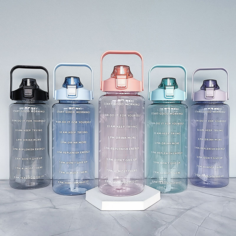 2000ml Super Capacity Water Cup Plastic Outdoor Fitness Kettle Anti-fall High Temperature Straw Space Cup