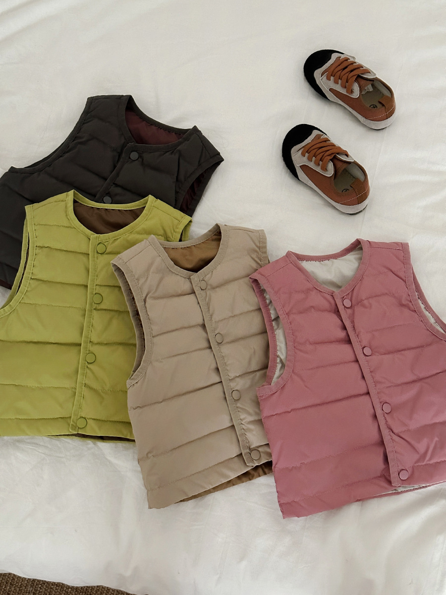 Autumn and Winter new children's down vest white duck down children's clothing baby vest baby casual vest one-piece delivery