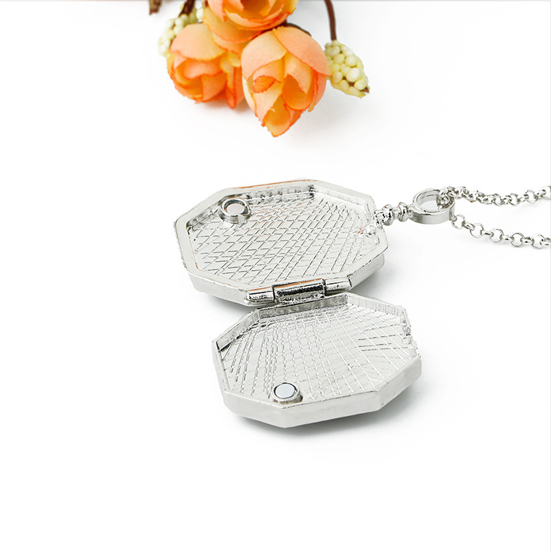 Explosions on the new European and American trend items Harry Potter Horcrux Necklace Wholesale European and American Jewelry Wholesale