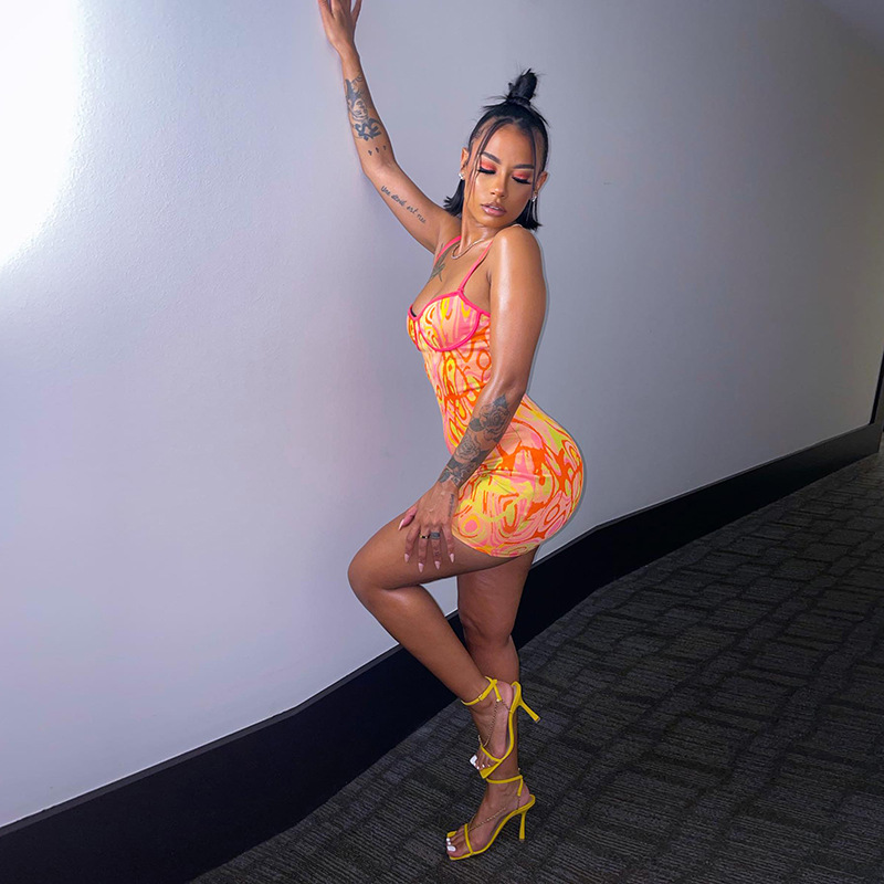 European and American style 2023 spring and summer new European and American women's fashion sexy hot girl suspender backless printed slim dress