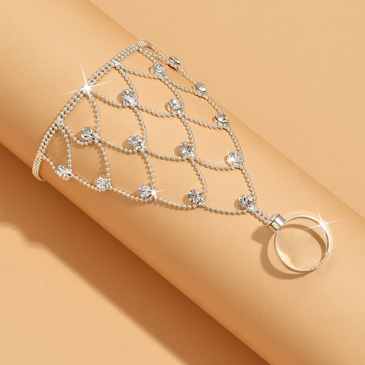 Wholesale European and American popular women's party bracelet stage model performance tassel female bracelet ring 1005#