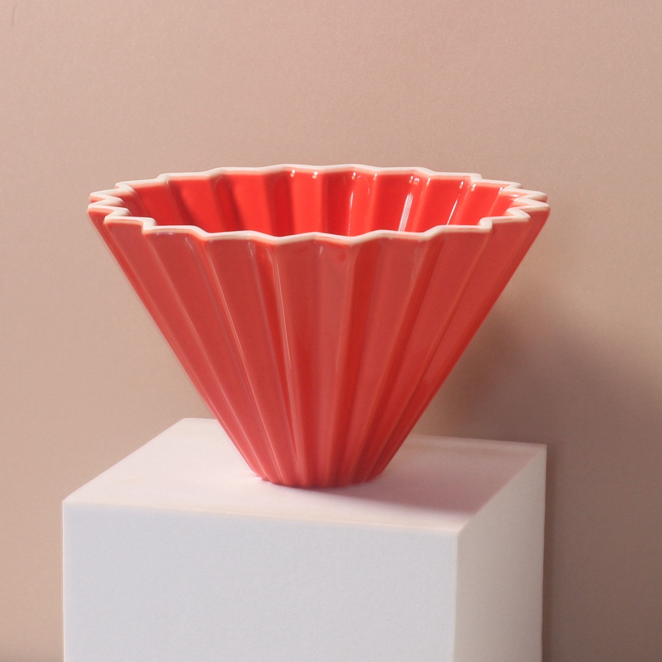 Coffee filter Cup v60 hand punch origami coffee filter ceramic holder ceramic funnel folding Cup coffee filter Cup