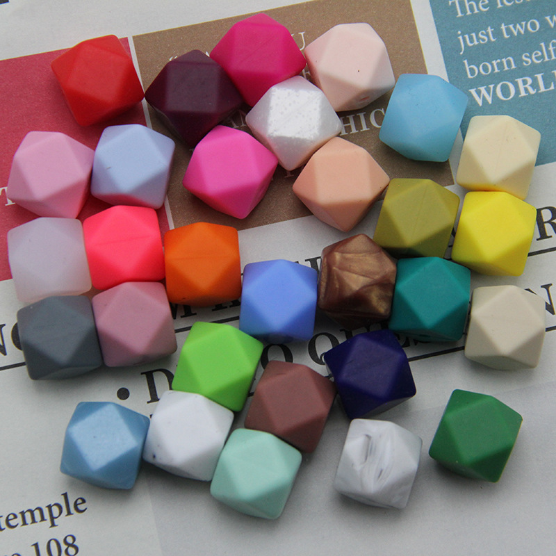 Cross-border mother and baby polygonal silicone beads 14mm hexagonal beads silicone octagonal beads DIY pacifier chain accessories