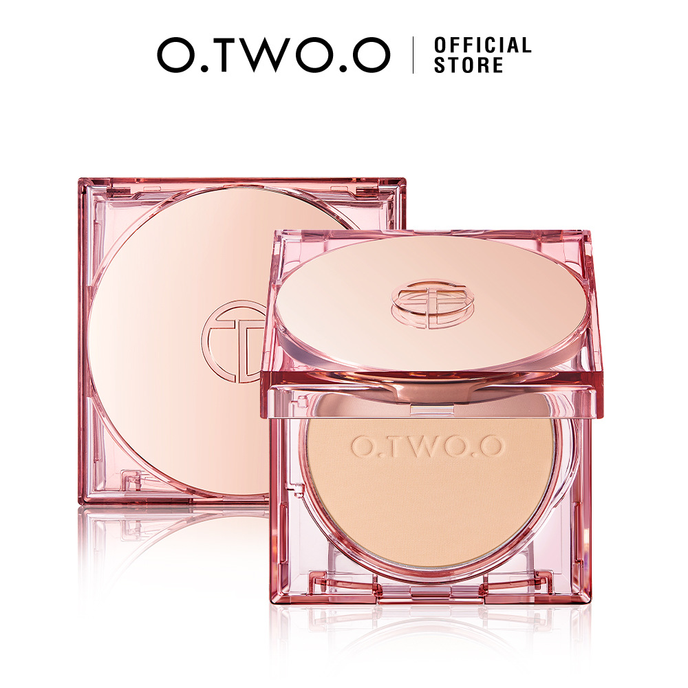 O.TW O fog mirror lock makeup honey powder cake concealer repair capacity dry and wet dual-use moisturizing dry powder makeup powder sc055