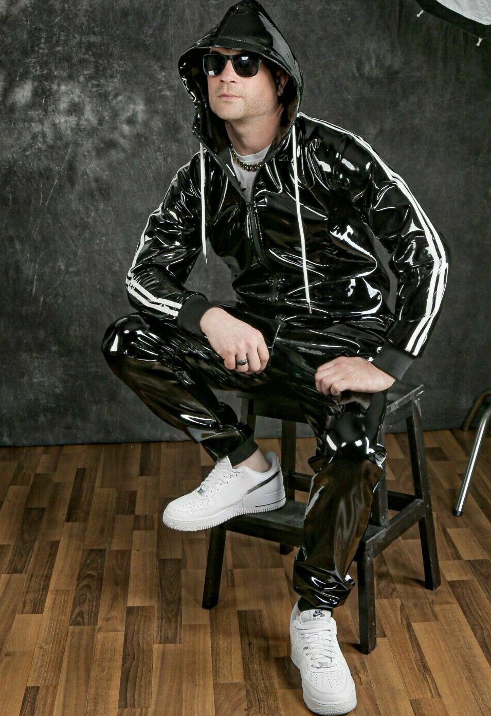 2021 Amazon wish new hooded fashion PU bright leather sports suit TZ2399